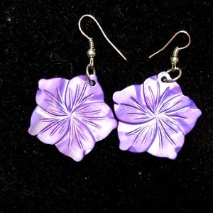 Purple hibiscus shell earrings, Hawaiian Earings